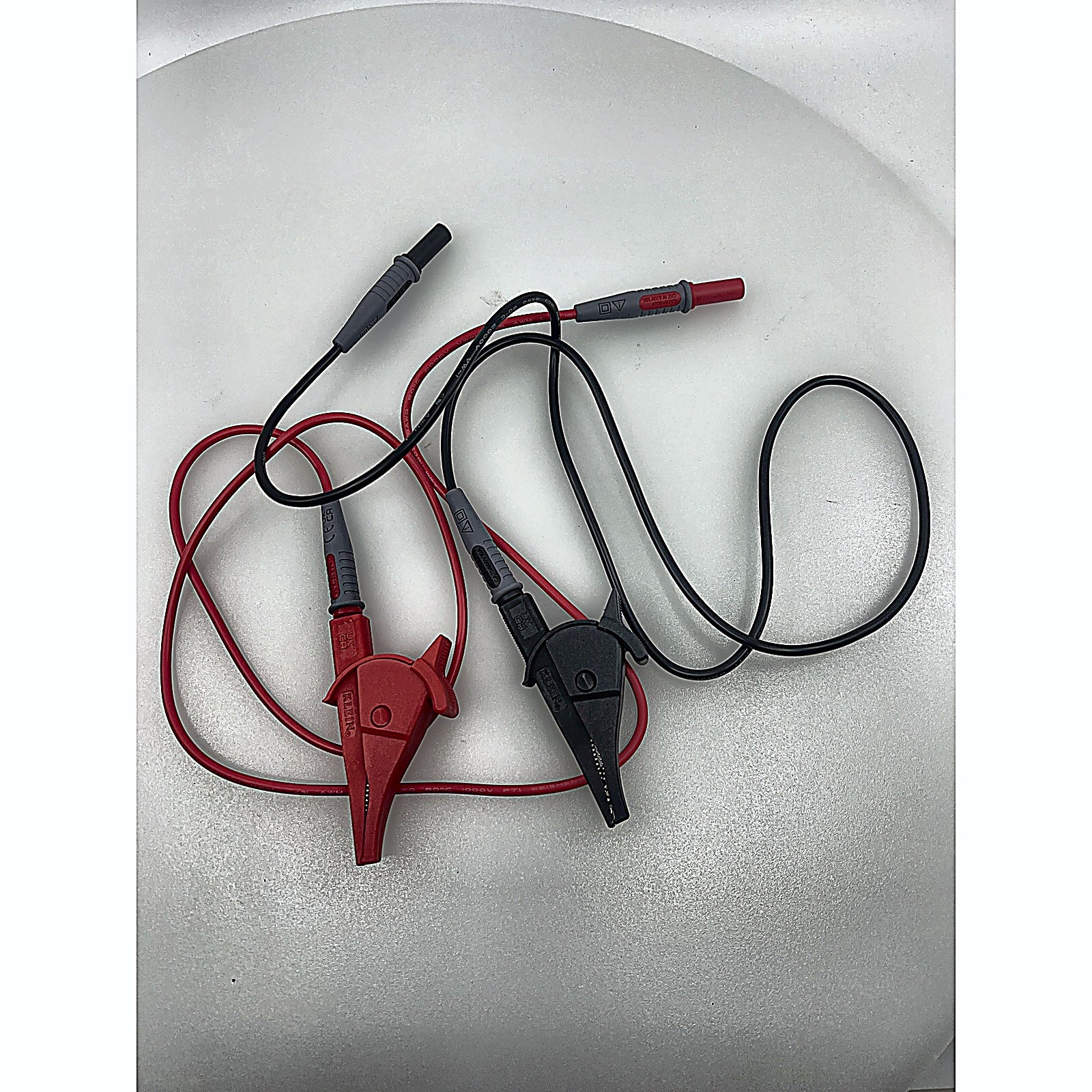 Klein Tools ET450 alligator clip lead set red and black