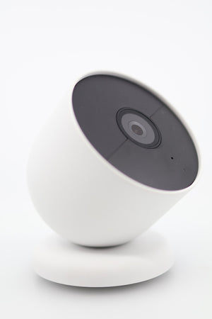 Google Nest Cam Battery 2-Pack camera front lens view