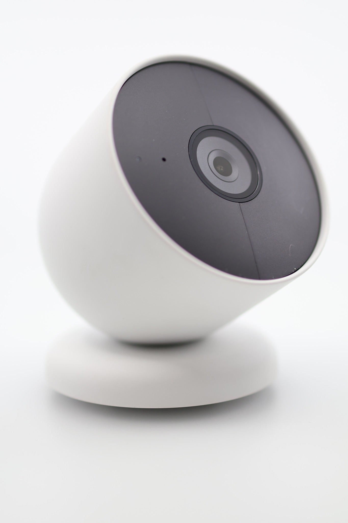 Google Nest Cam Battery 2-Pack front lens angle