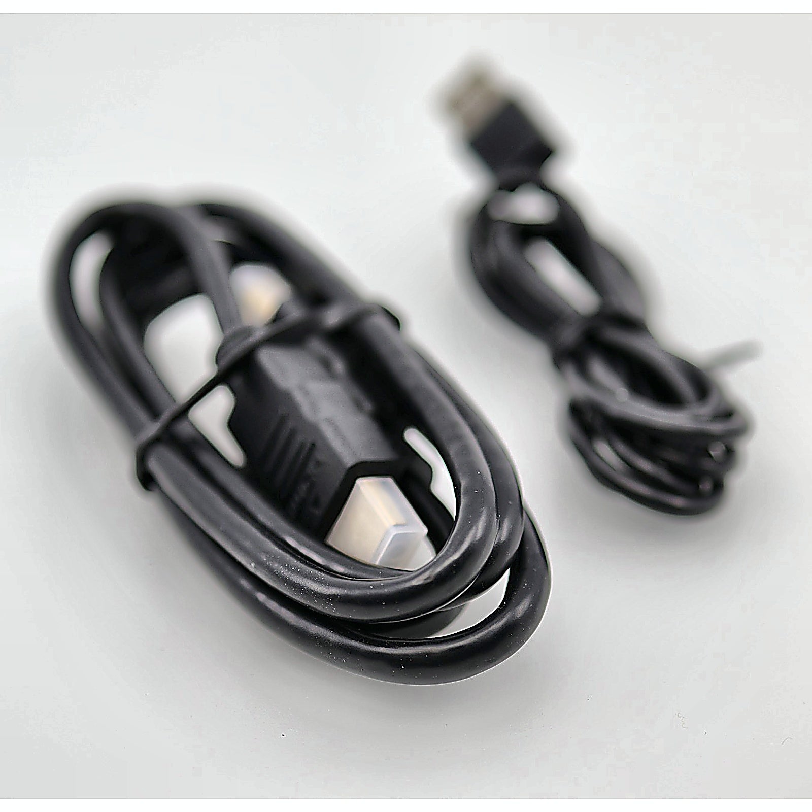 EZCast PRO Box II included HDMI and LAN cables
