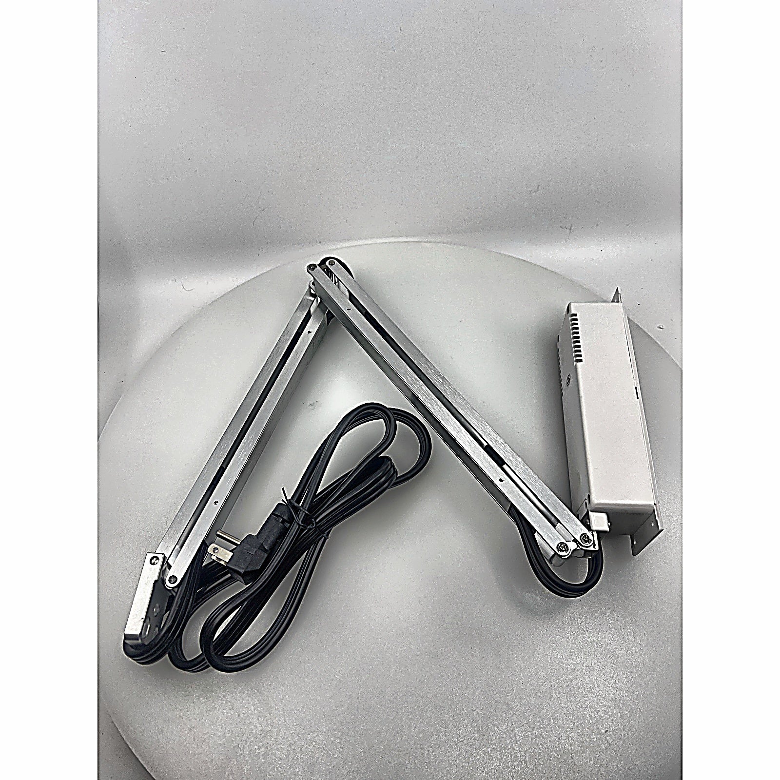 MOGYKTTOL charging station faceplate mounting screws and hardware