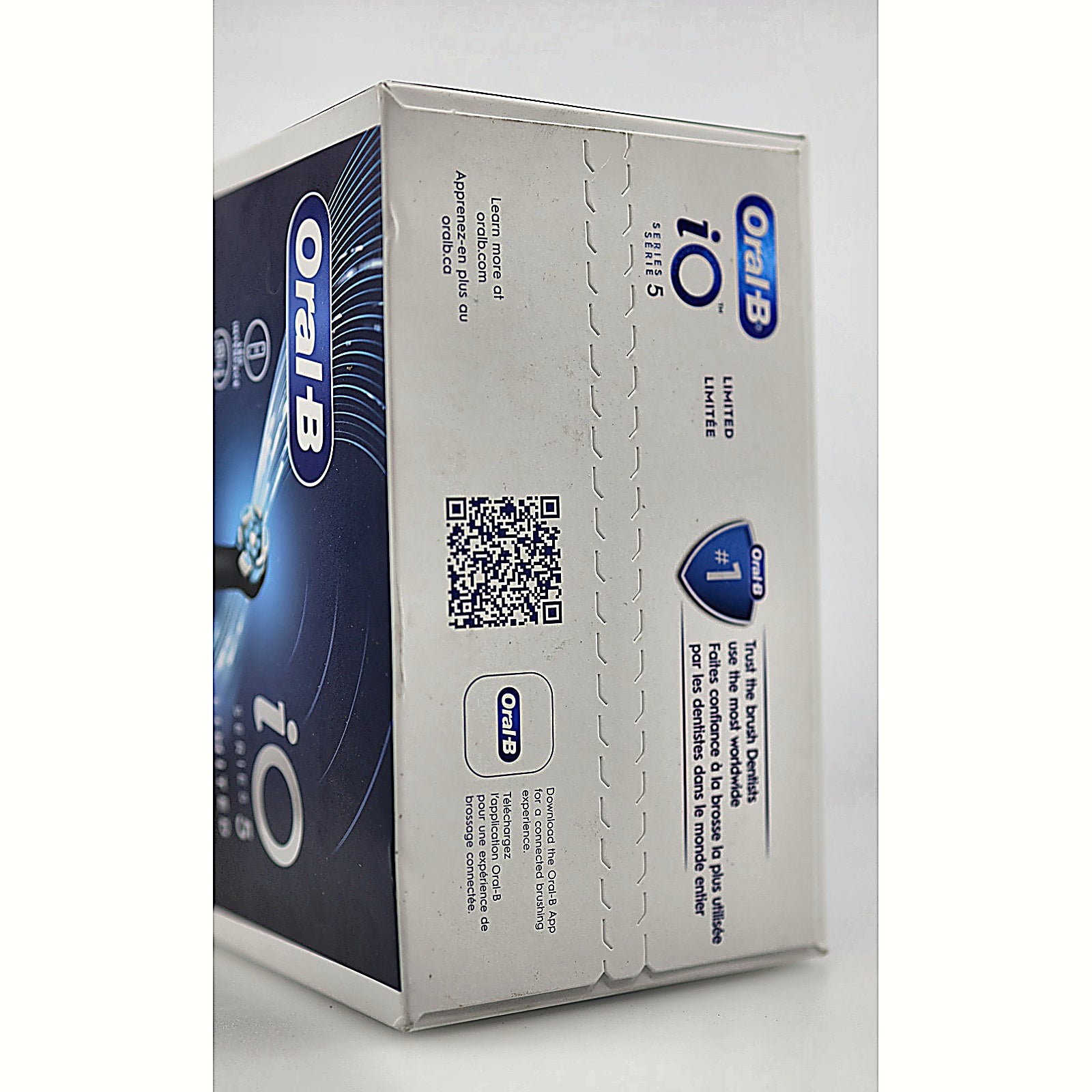 Oral-B iO Series 5 box top panel with QR code
