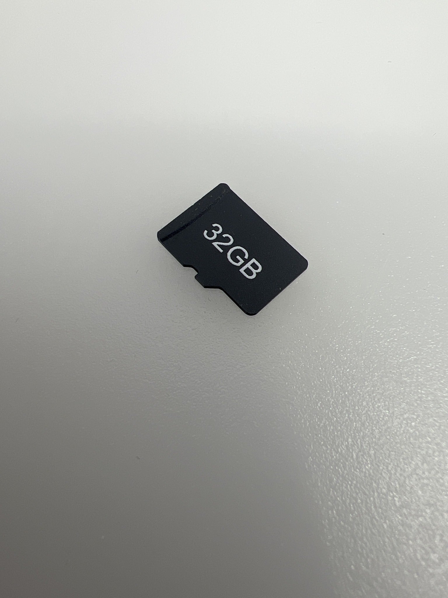 Ellie Pro 32GB SD card