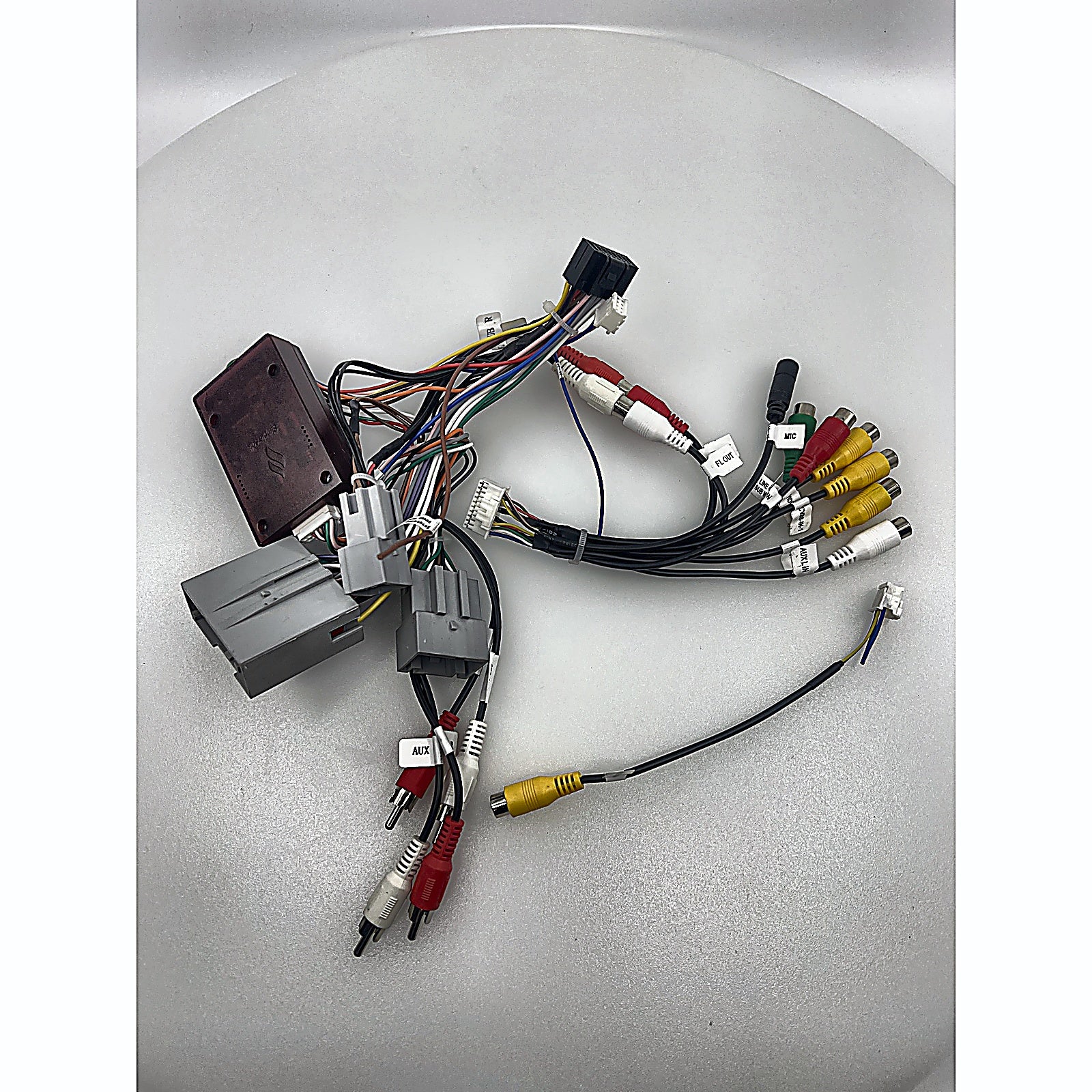 wiring harness and Ford connector plugs