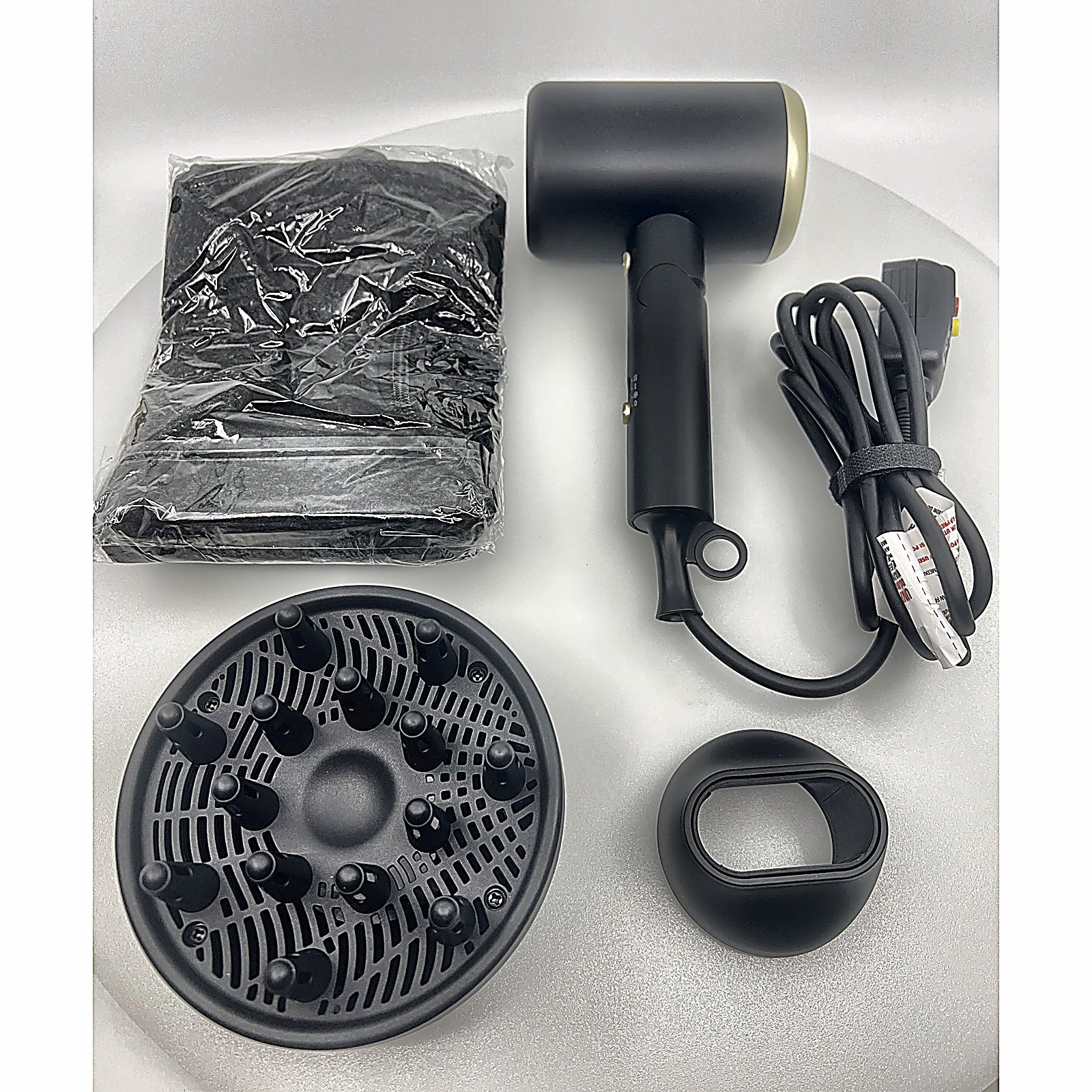 MESHEEN CFJ-06 hair dryer full contents laid out