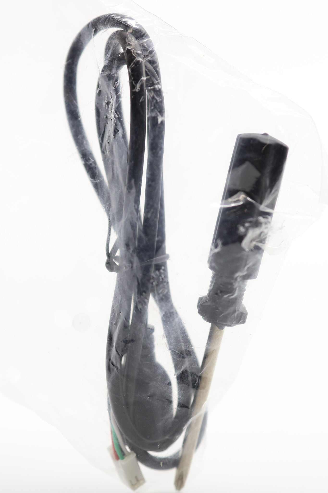 Sellrich car stereo USB and antenna cable