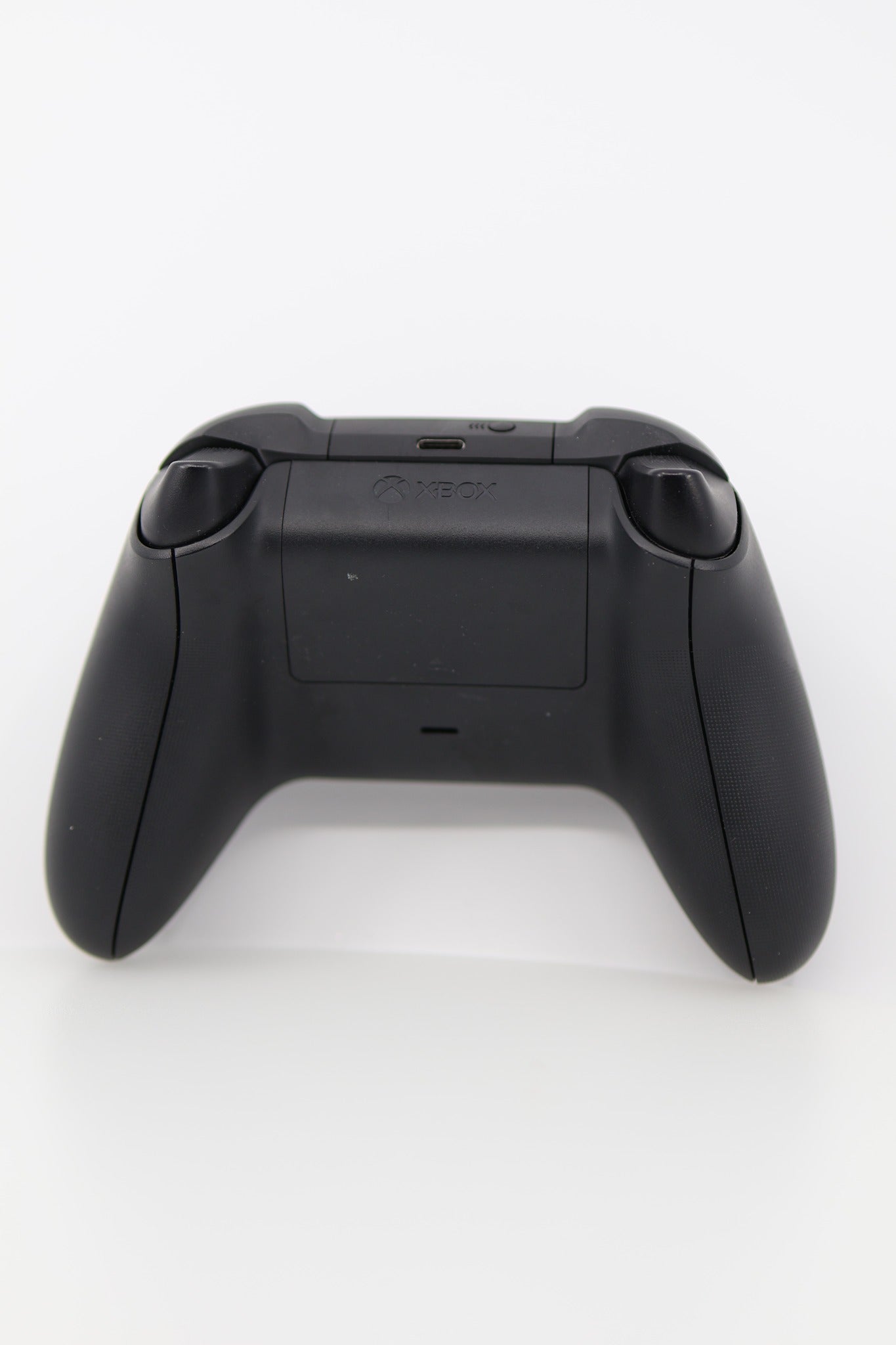 Xbox Wireless Controller battery compartment open