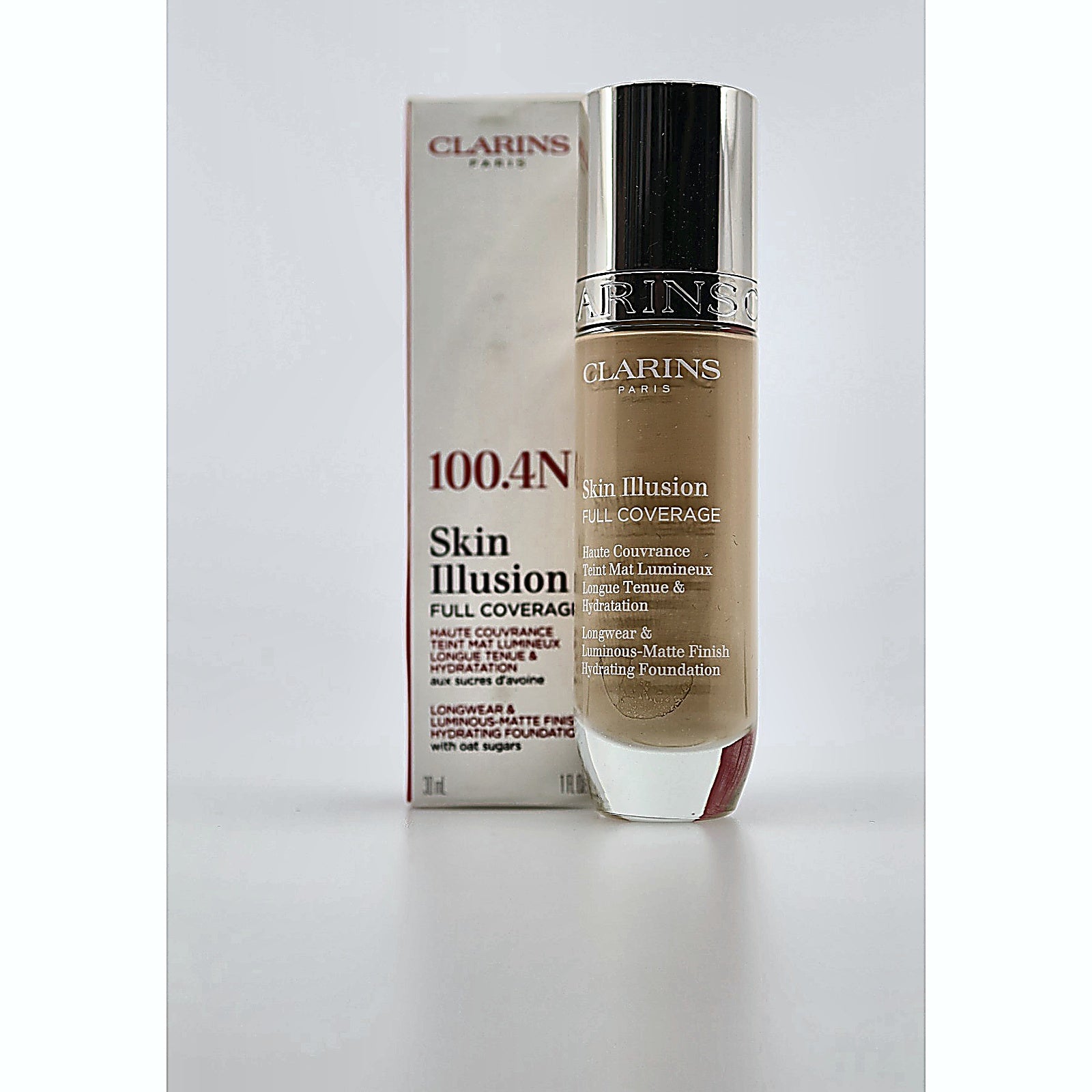 Clarins Skin Illusion Foundation 100.4N bottle and box