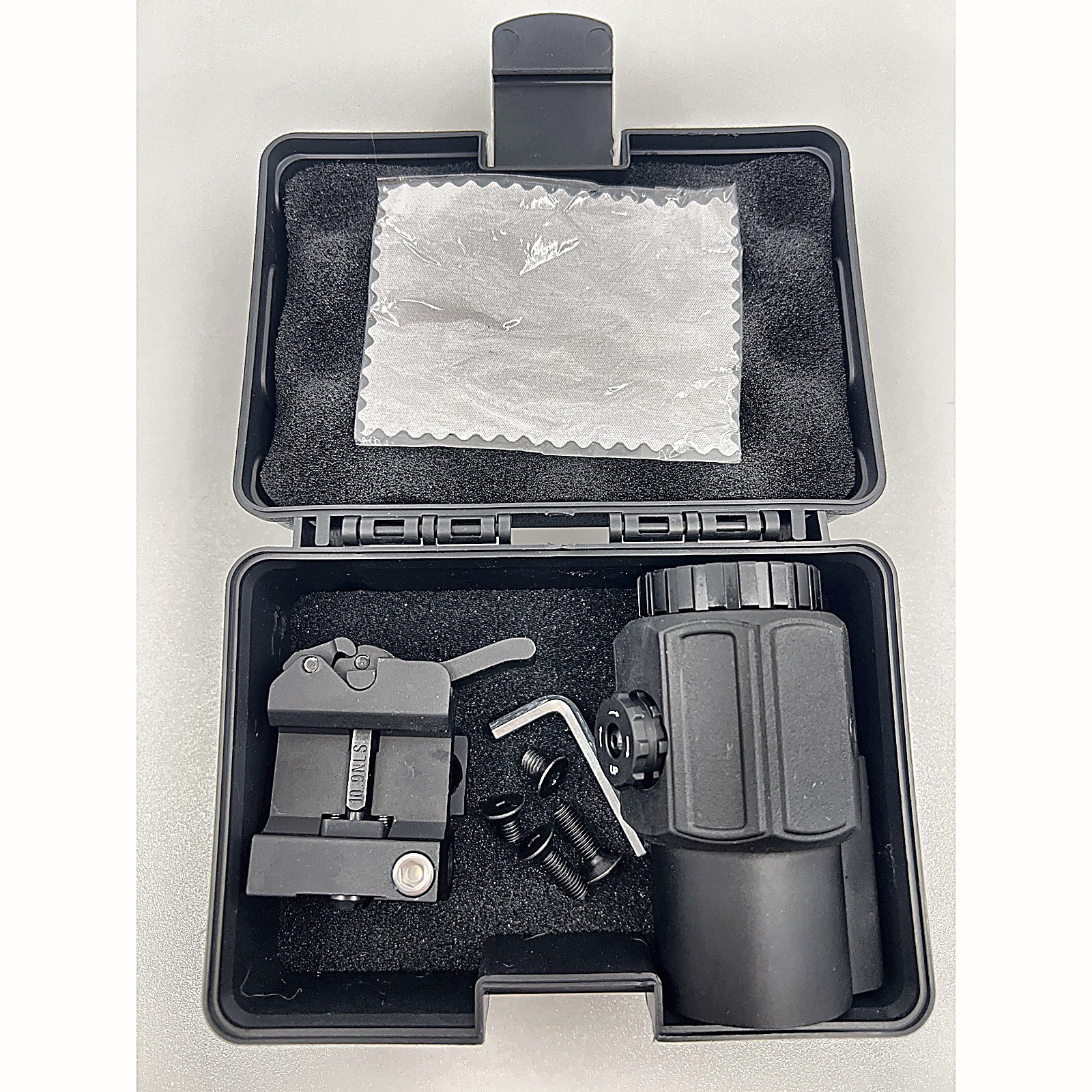 Gotical 4X Magnifier Scope open hard case with all contents