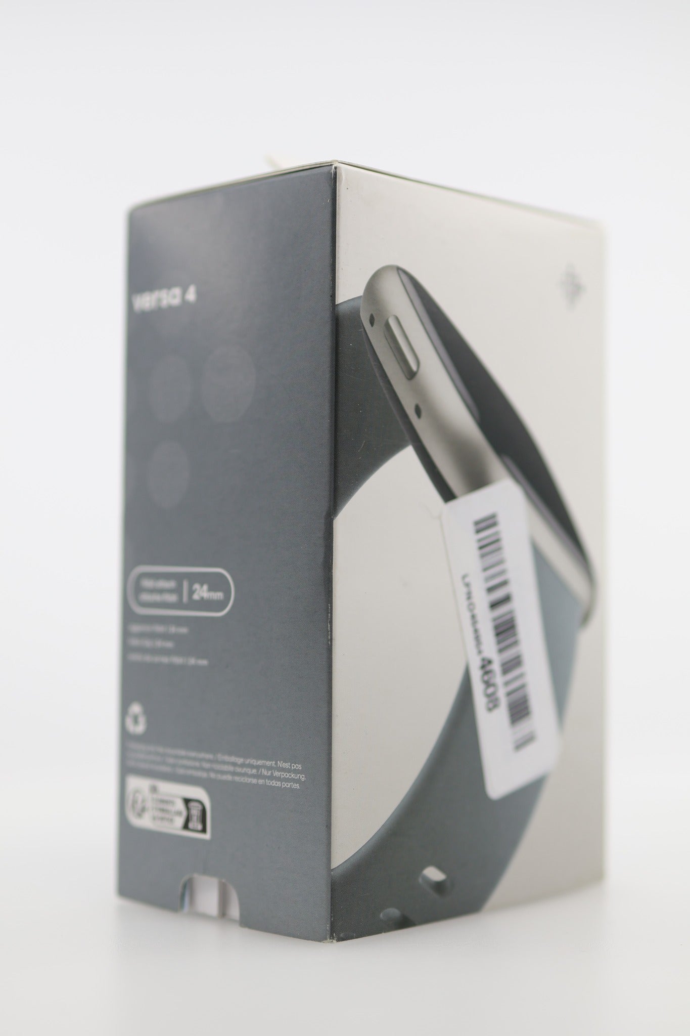 Fitbit Versa 4 box side with barcode label
