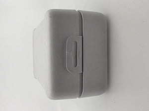 Beats Solo 4 sealed box top clasp detail