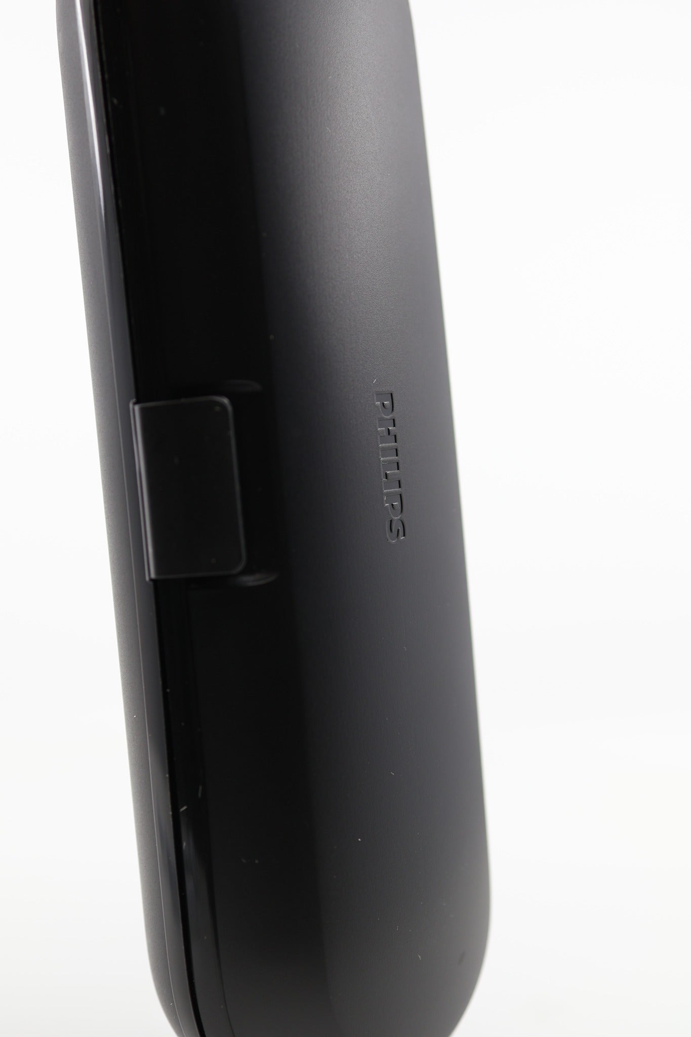 Philips Sonicare 5300 travel case exterior