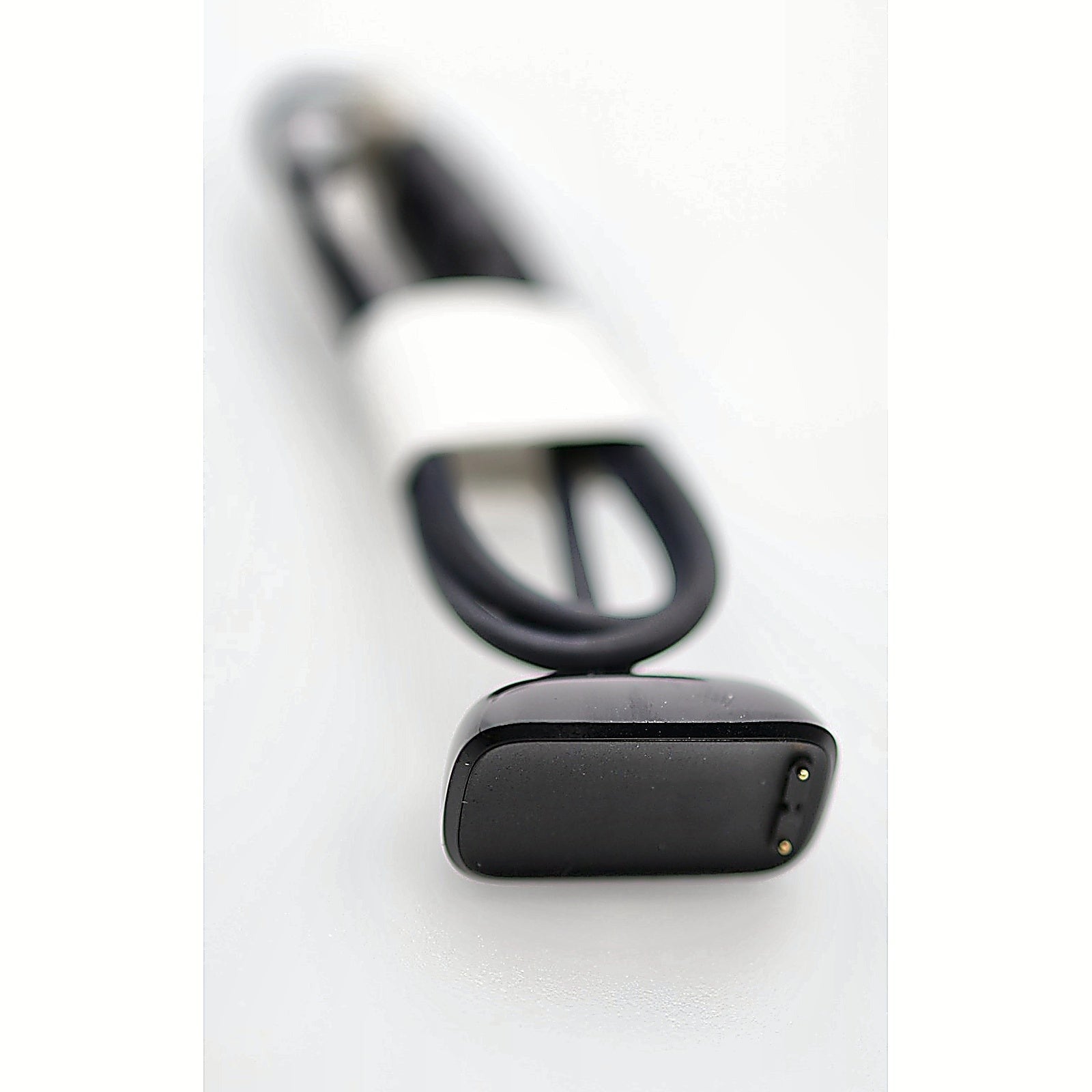Fitbit Charge 6 Fitness Tracker — GPS, Heart Rate & Google Apps